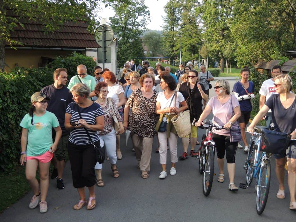 Kapr zpívá rokenrol, on to mlčí v dur i moll