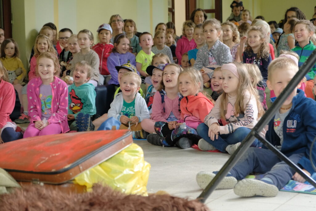 Kam si plavky schovala, když v nich vloni plavala?
